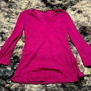 INC international concepts, size small, v neck, purple, quarter sleeve top.